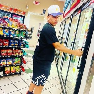 Meet your Posher, Ariel